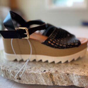 NWT Black Espadrille Style Wedge Sandals With Gold Buckle Sz. 8.5